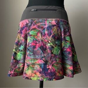 Lululemon neon floral pleated size 4 skort with pocket